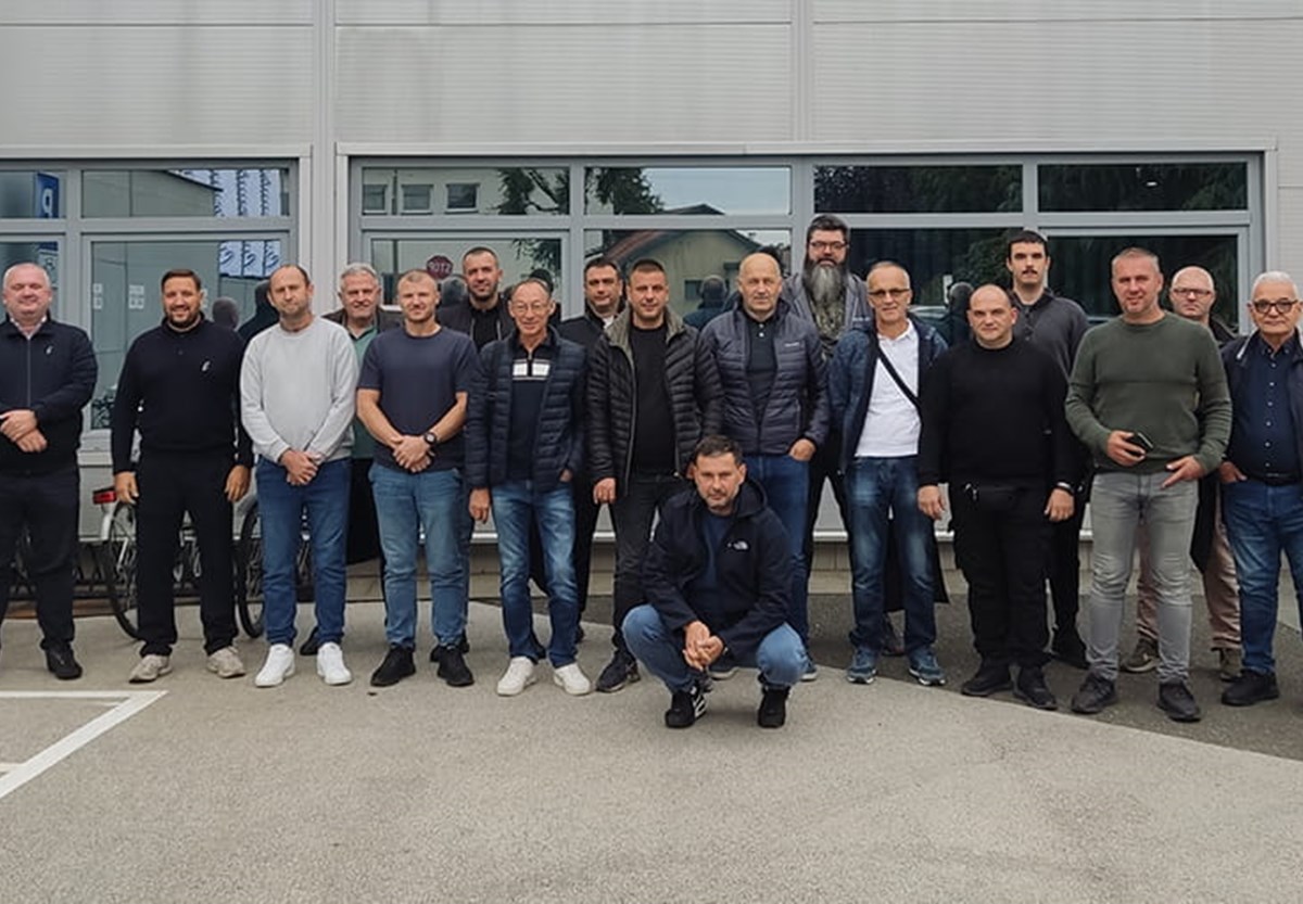 Professionelle Schulung für Partner der Firma ETAŽ